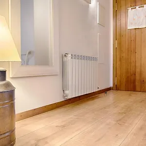 Saplan Real Estate Carlac Apartamento